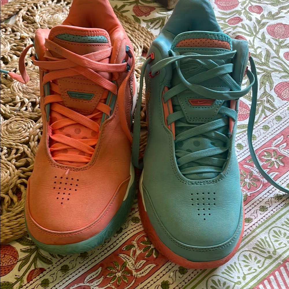 Nike Women's Athletic Shoes - Coral and Teal